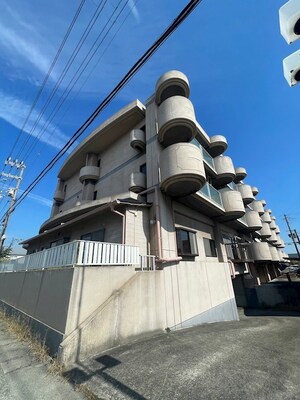 ウエストハウスII外観写真