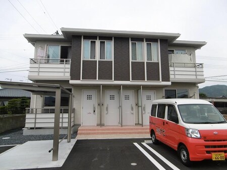 プロヌーブ新町II外観写真