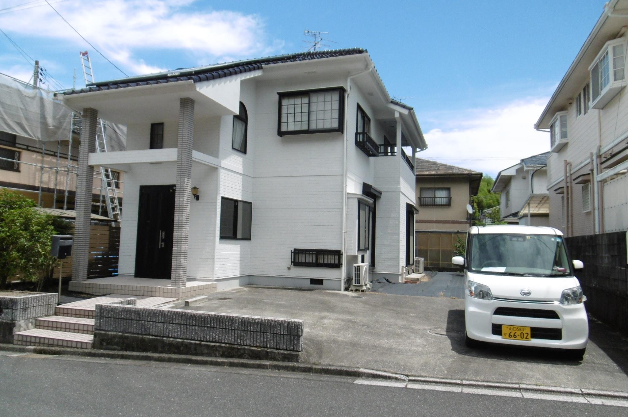 Hozu House