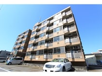 ヴィララボール新根塚の外観写真