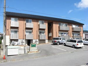 メイプルさやか外観写真