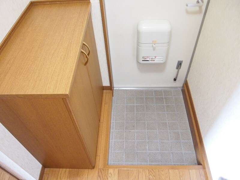 物件内観写真15　(下駄箱)