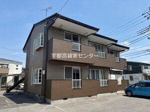 レフィナード平松III外観写真