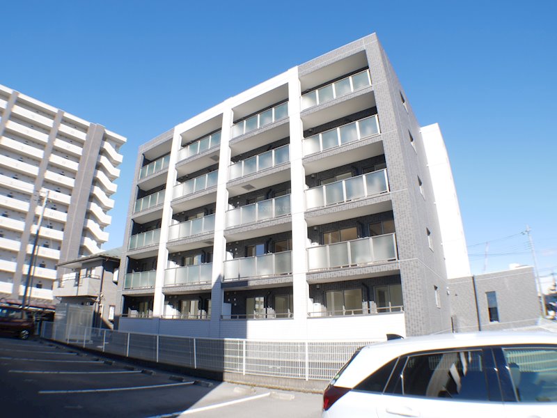 BRAUS　SHUKUGO　SQUARE