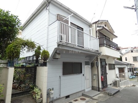 中山手通４丁目貸家外観写真