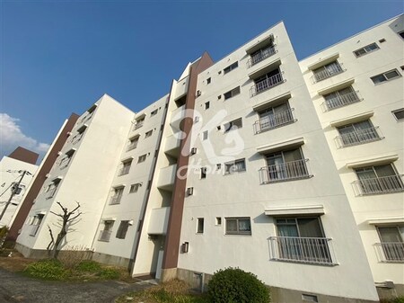 高倉台１団地３号棟外観写真
