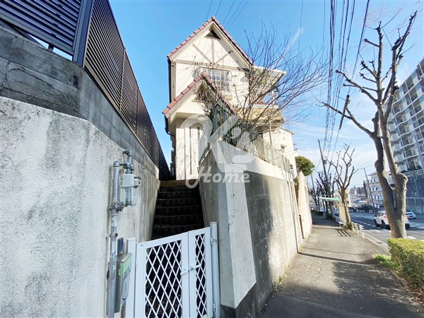 林山町貸家
