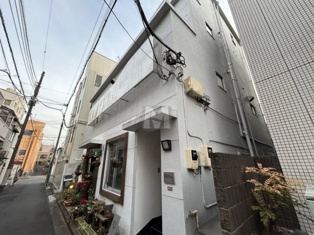 若菜マンションの物件外観写真