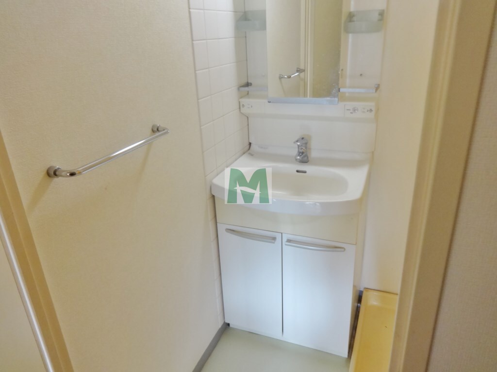 物件内観写真7　(※同間取り３０２号室の写真になります。)