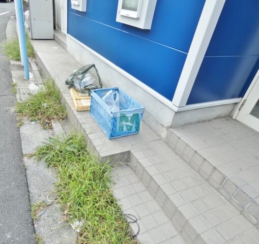 物件外観写真2　(同間取　別部屋写真（１０４号室）)