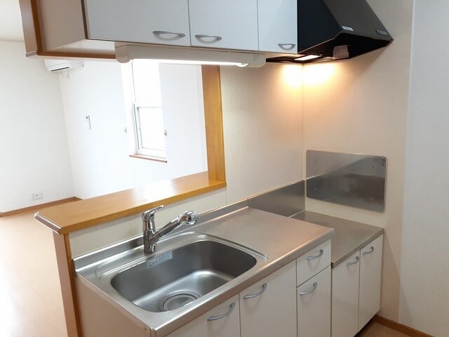 物件内観写真10　(お料理しやすいキッチンです)