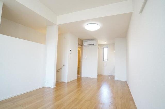 物件内観写真11　(物件の内装です)