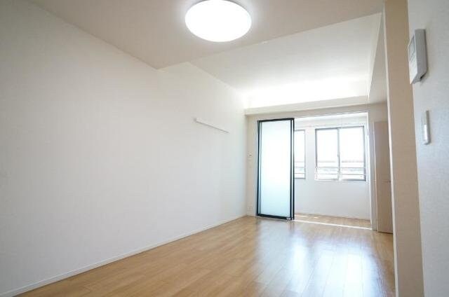 物件内観写真12　(内装です)