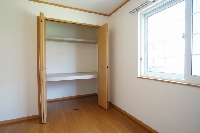 物件内観写真16　(大きなものも収納できそうです)