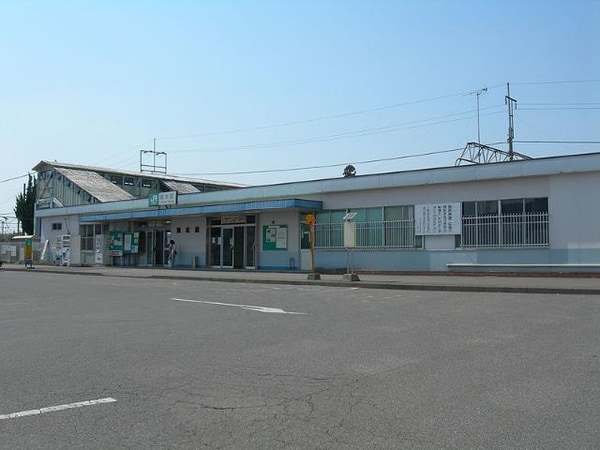 周辺環境(岡本駅(JR　東北本線)まで458ｍ)