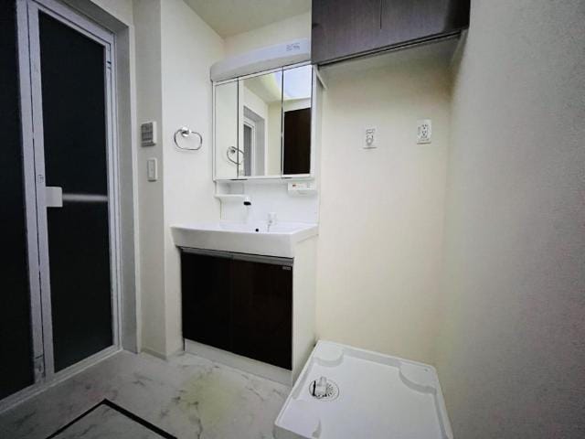 物件内観写真13　(洗髪洗面化粧台（イメージ）)