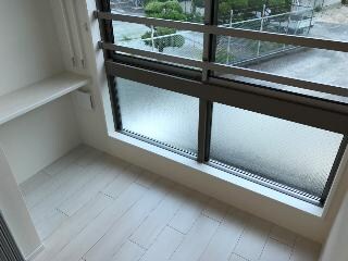 物件内観写真16　(ベランダ)