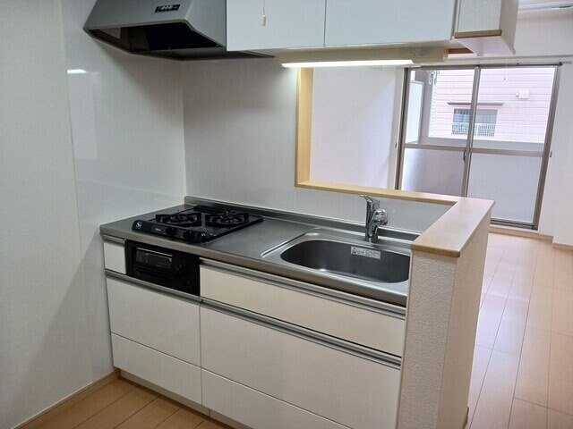 物件内観写真10　(きれいなキッチンです)