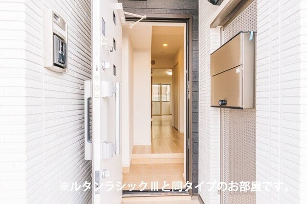玄関(シンプルで使いやすい玄関です)