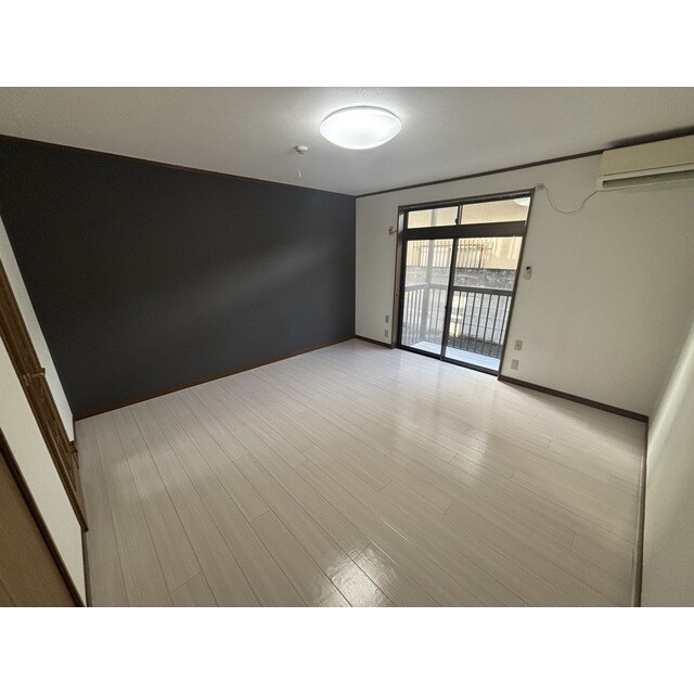 物件内観写真9　(お風呂です)