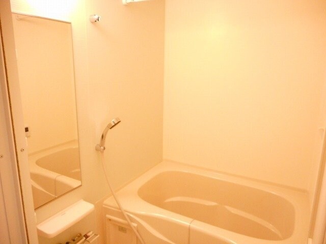 物件内観写真13　(お風呂です)