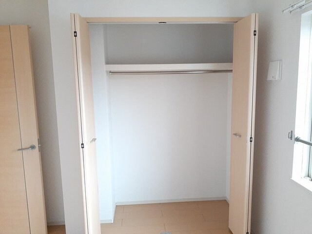 物件内観写真17　(収納のためのスペースです)