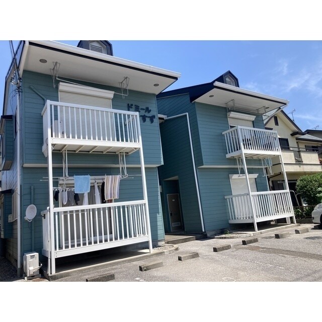 物件外観写真1　(外観もきれいです)