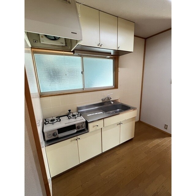 物件内観写真3　(明るい室内です)