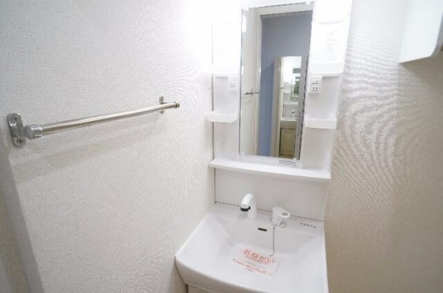 物件内観写真14　(使いやすい洗面所です)