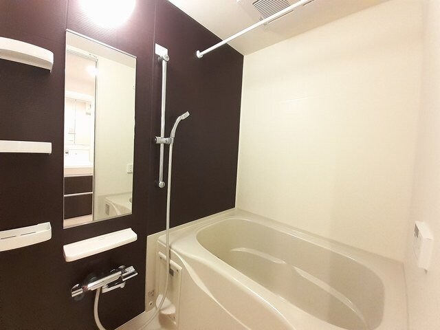 物件内観写真11　(お風呂で日々の疲れを落としましょう)