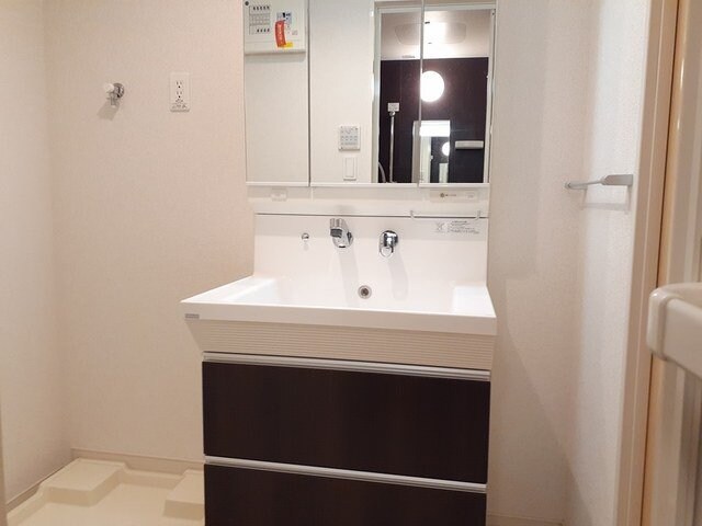 物件内観写真12　(洗面所です)