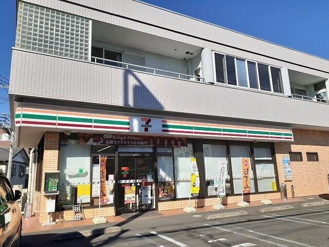 物件外観写真3　(セブンイレブン宇都宮弥生店まで500m)