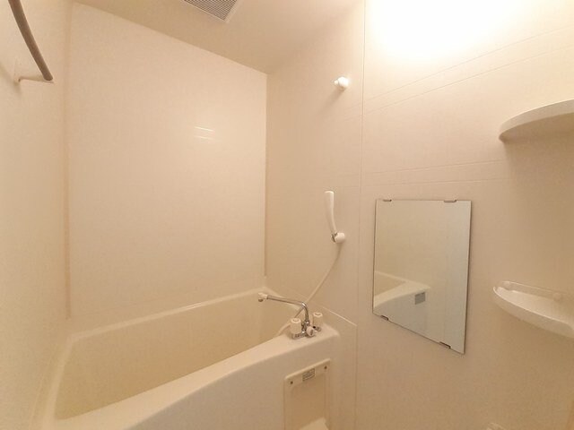 物件内観写真11　(お風呂です)