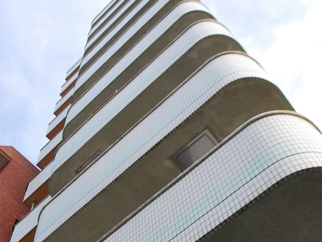 物件外観写真1　(きれいな外観です)