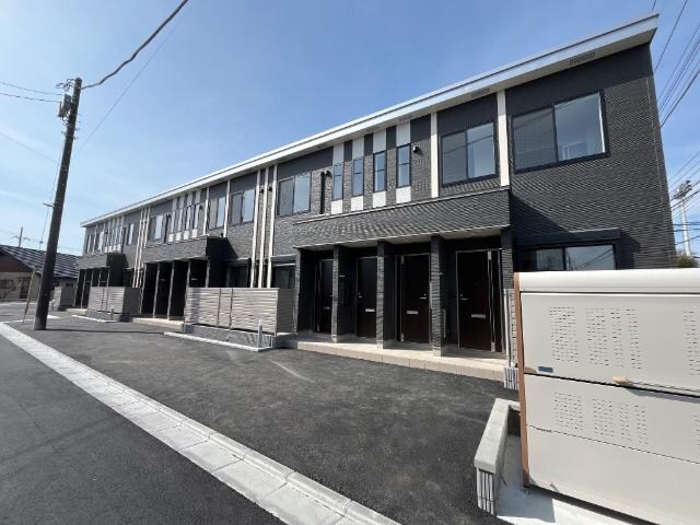 物件外観写真1　(外観写真（昼）)