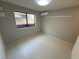 物件内観写真15　(寝室)