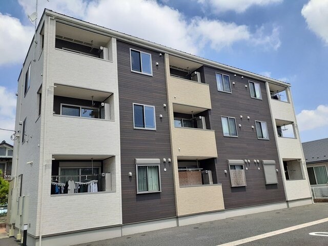 物件外観写真1　(おしゃれな外観です)