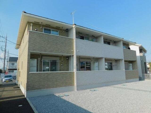 物件外観写真1　(きれいな外観です)