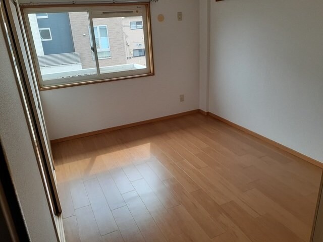 物件内観写真15　(おしゃれな内装です)