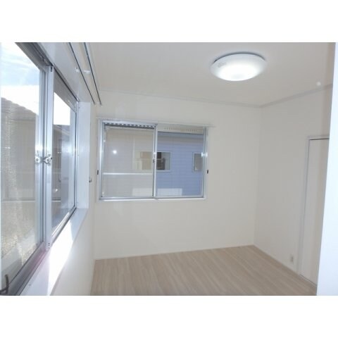 物件内観写真8　(おしゃれな内装です)