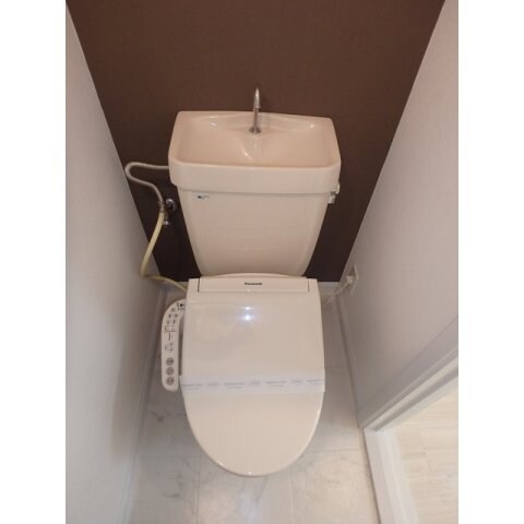 物件内観写真15　(落ち着いたトイレです)