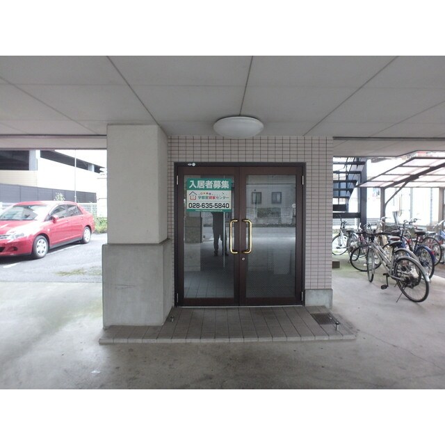 物件外観写真5　(建物の内部です)