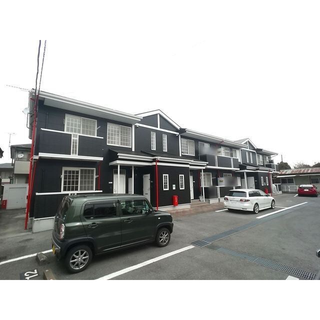 物件外観写真4　(外観もきれいです)