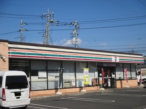 周辺環境(セブンイレブン若松原2丁目店まで800m)
