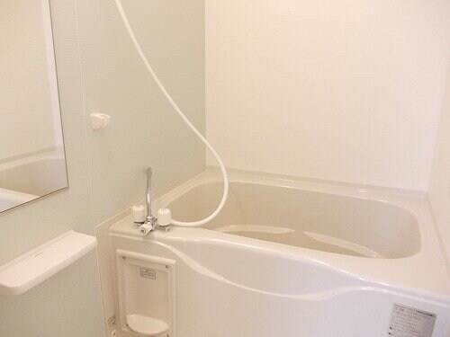 物件内観写真13　(日々の暮らしに欠かせないお風呂です)