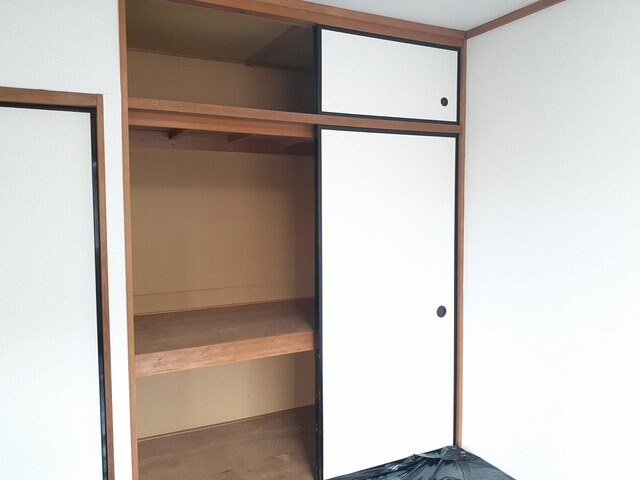 物件内観写真17　(収納スペース豊富です)