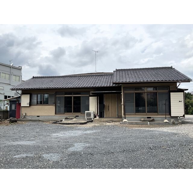 物件外観写真1　(おしゃれな外観です)