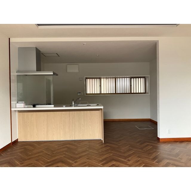 物件内観写真6　(ゆったり過ごせるリビングです)