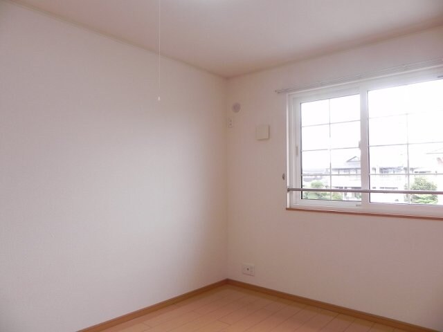 物件内観写真12　(過ごしやすい室内です)