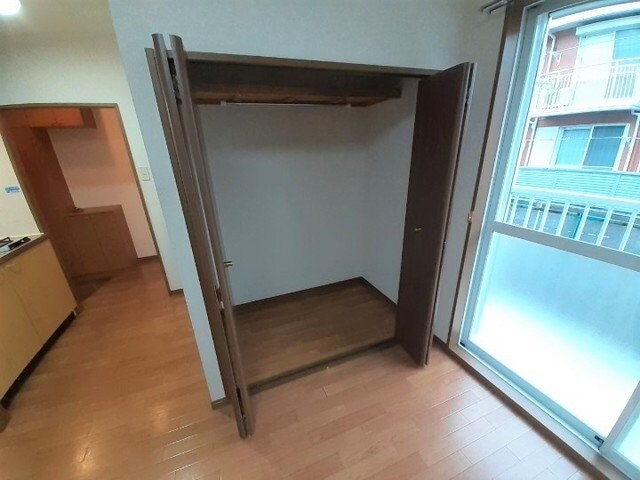 物件内観写真15　(小物を収納するのに便利です)